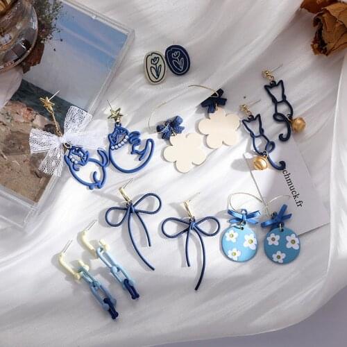 Retro Hong Kong Style Oil Painting Ladies Temperament Earrings Female Haze Blue Elegant Sweet Simple Cat Flower Jewelry