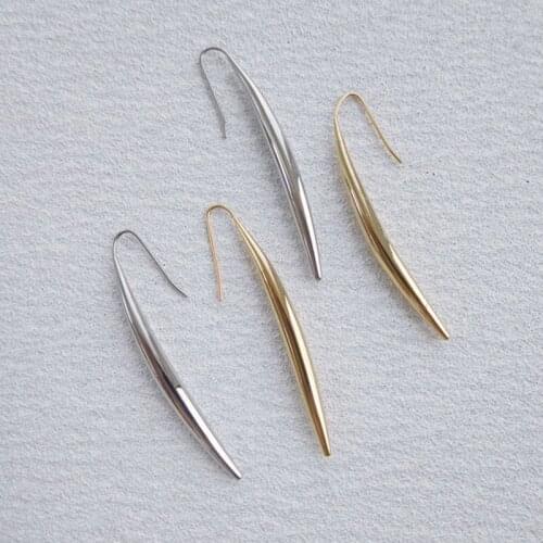 SRCOI New Fashion Simple Spike Drop Earring Exaggerated Glossy Metal Texture Crescent Earring Women Temperament Jewelry 2020