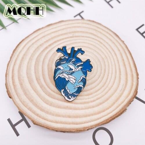 Cartoon creative organ heart enamel brooch blue white sea spray heart shaped alloy badge denim clothes bag pin cute jewelry gift