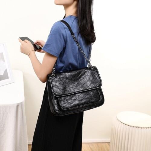 Viney leather womens bag 2021 new tramp bag chain bag Single Shoulder Messenger Bag oil wax leather large capacity make up bags