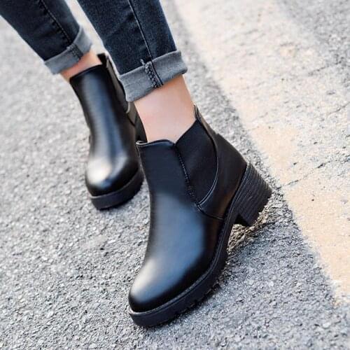 2019 new Hot style Fashion women boots Round head thick bottom PU leather waterproof woman Martin boots