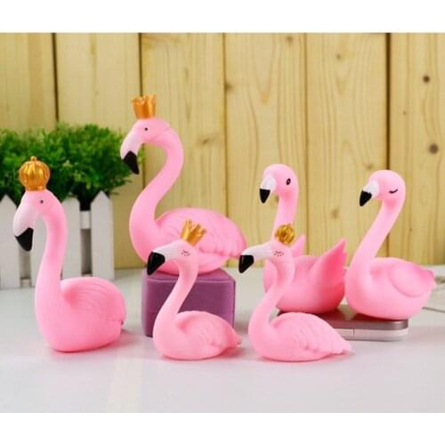 1 PC Silicone Cake Decorating Supplies Cute Flamingo Shape with Crown Wedding Childrens Day Birthday Party Baking Decorations