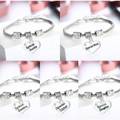 Women Fashion Heart Pendant Bracelet Bangle For Special Auntie Mom Grandma Sister Daughter Antique Love Beads Chain Bracelet