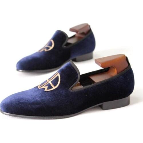 New fashion velvet blue men shoes loafers classics embroidery slip on casual shoes for men