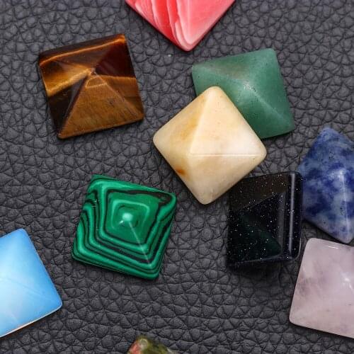 Crystal Quartz Healing Chakra Point Natural Stone Pyramid Gemstone Home Office Decoration Crafts Polished Healing Stone Gift