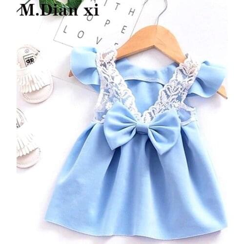 Girls Dress 2018 Summer Fashion New Baby Little Girls Clothing Small Flying Sleeves Lace Bow Backless Princess Dress