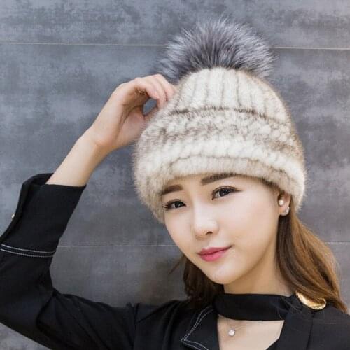 Fashion New Mink Fur Grass Hat, Ladys Winter Thickening Warm Ear Protectors, Mink Knitted Caps, Fox Fur Ball Cap
