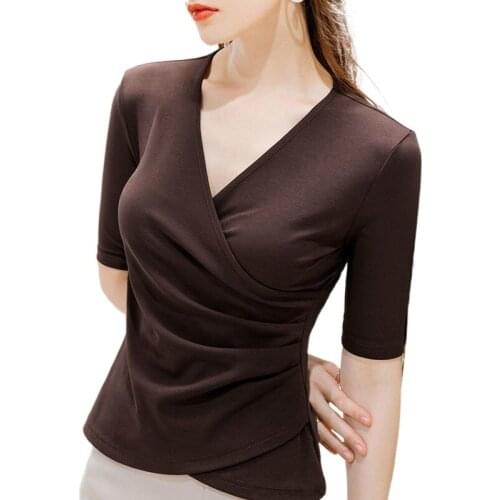 2021 Ladies Spring and Autumn New Tops Sexy Tops Short Sleeve T-Shirt Covering Belly V-Neck Bottom Shirt