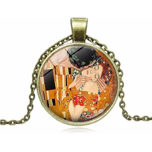 Gustav Klimt The Kiss Round Pendant Necklace Art Jewelry Valentine Gift Glass Cabochon Pendant Necklace for Mothers Day Gift