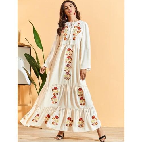 Plus Size 4XL Boho Embroidery Maxi Dress Long Sleeves Tassel Loose Causal Holiday Long Flared Dress Women Summer Autumn Fashion