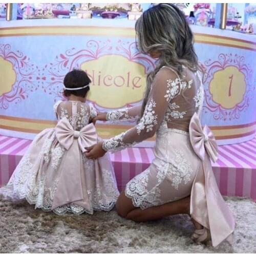 Mother Daughter Princess Pink lace Shealth Gown Flower Girl Dresses Long Sleeves Mother Of Bride Dresses With Big Bow