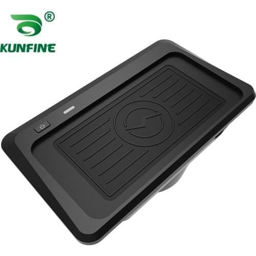 10W Car Wireless Charger for Land Rover Discovery Sport15-19 Cordless Charge Board Fast Charging Adapter Plate Quick Charger Pad