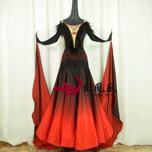 Standard Ballroom Dress Women New Of 2018 Custom Made High-necked Long Sleeved Waltz Ballroom Dance Competition Dresses