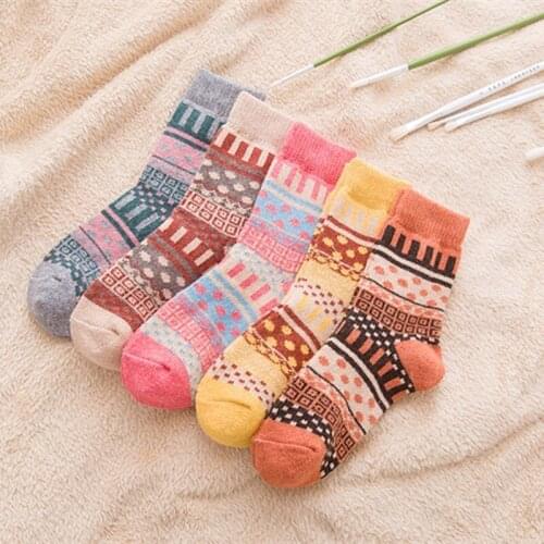 Clearance Sale Woman Socks Ethnic Style Autumn Winter Thicken Warmer Long Socks Cashmere Wool Thermal Harajuku Retro Crew Sock