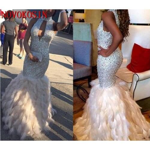 Stunning Sequined Feather Prom Dresses Long Rhinestones Beaded Halter Formal Gowns Open Bust Women Evening Pageant Dress