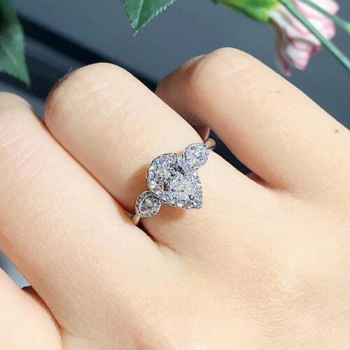Female Vintage Engagement Ring Dainty Pear Cut White Zircon Ring Luxury Crystal Water Drop Stone Rings For Women Wedding Jewelry
