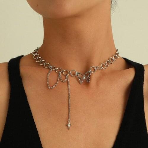 Vintage Punk Hollow Butterfly Chain Tassel Necklace for Women Elegant Geometric Round Circle Choker Necklace Colar Jewelry Gift