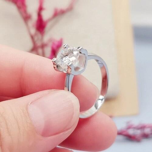 Trendy Luxury Irregular Design Silver Color Crystal Ring Simple Womens Rings Female Wedding Party Jewelry Accessories Gifts