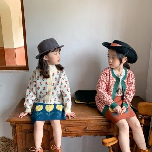 Childrens Sweater 2021 Autumn New Korean Version Girls' Cute Little Flower Sweater Knitted Cardigan Childrens Long Sleeve Coat