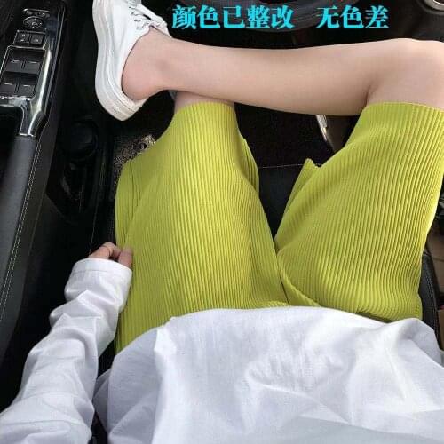 2021 Summer Mens Pleated Casual Shorts Loose Fashion Breathable Wide Leg Boys Trend Multicolor Elastic Waist Beach Shorts