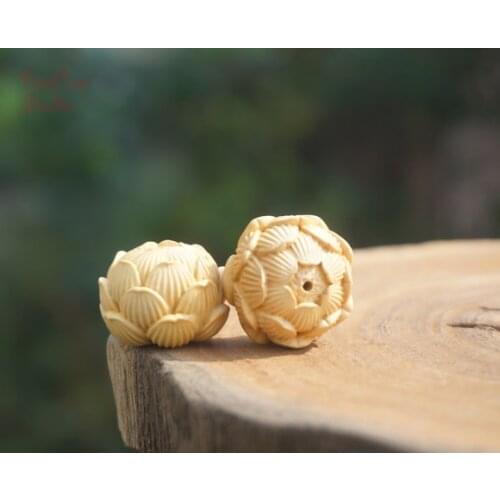 Natural Boxwood Carved Lotus Beads Pendant Tiny Charms Mala Japa Beads Bracelet Jewellry Findings DIY Accessories
