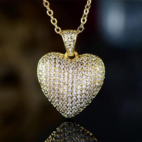 Luxury Womens Heart Necklace Charming Gold Plated Iced Out White Zircon Chain Romantic Womens Necklace Bridal Wedding Jewelry