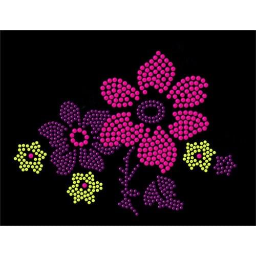 2pc/lot Beautiful flower hot fix rhinestoneiron on applique patches iron on crystal transfers design stone shirt bag