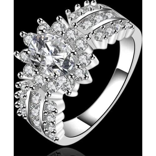 Luxury diamond rings 925 Sterling Silver crystal heart moissanite Rings For Women Fashion Party Gifts Charm wedding fine Jewelry