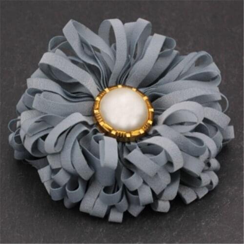 Fashion Fabric Flower Brooch For Women Girls Clips Wedding Jewelry Gifts High Quality Ribbon Brooches Queen Pins Jewellery
