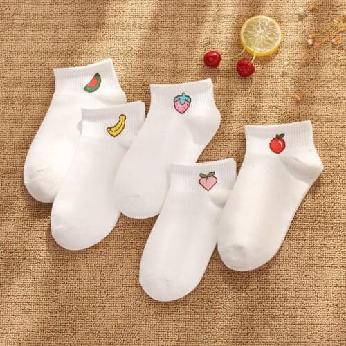 Strawberry white socks cartoon kawaii harajuku women cute calcetines mujer chaussette femme skarpetki damskie korean style japan