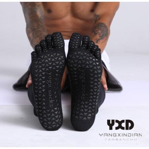 3 Pairs/Mens Socks Men Cotton Silica Yoga Anti-skid Solid Color Long Five Finger Toe Socks Football Running Cycling Sports Socks