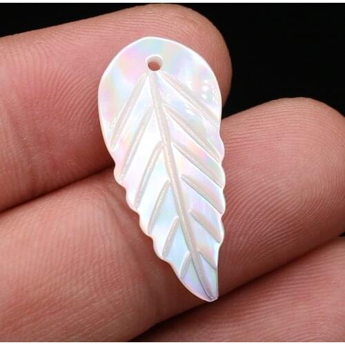 Natural Freshwater Shell Pendant Loose Beads Leaf-shaped Handmade Crafts DIY Necklace Earrings Jewelry Accessories Bead Making