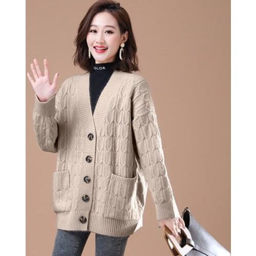 2021 autumn and winter new long-sleeved solid color sweater women loose jacket women fashion v-neck knitted button cardigan