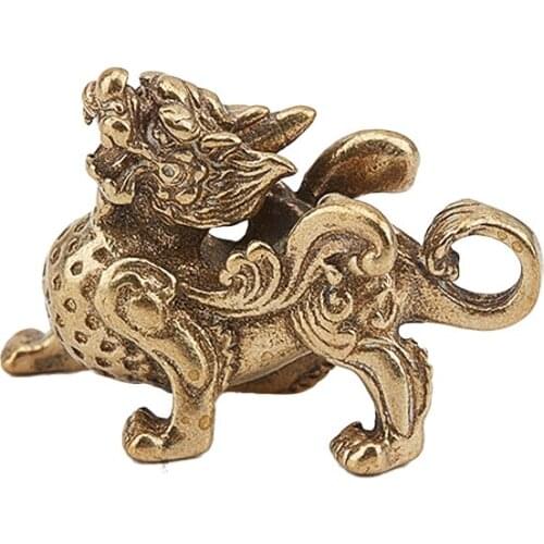 1PC Retro Brass Chinese Ancient Beast Flying Pixiu Home Decor Ornaments Copper Animal Figurines Fengshui Statue Home Decoration