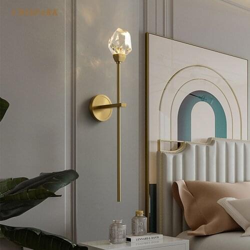 Modern Crystal Wall Sconce Light LED Brass Prism Lustre Wall Light Fixture Indoor Deco Wall Lamp for Bedroom Living Room