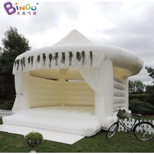 Customized white inflatable wedding bouncer / inflatable wedding trampoline toys