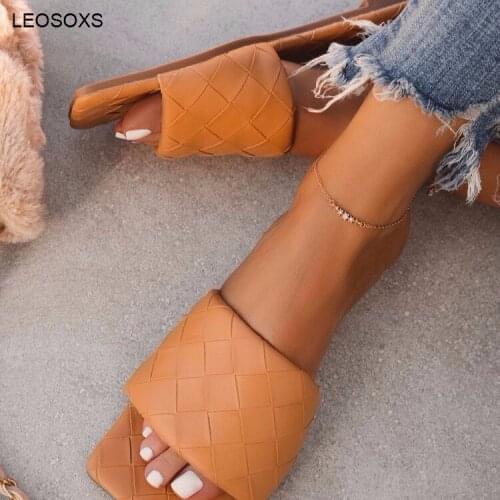 2021 Summer New Square Flat Bottom Woven Slippers Womens Large Size Casual Beach Comfortable Slippers