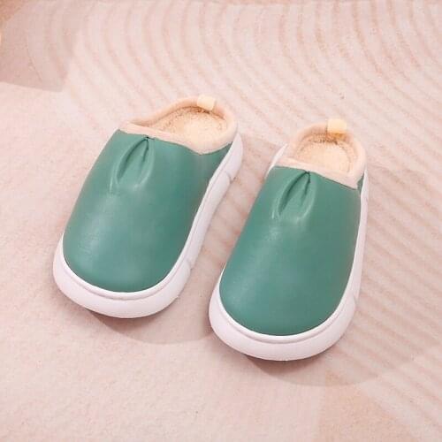 2021 New funky Womens Slippers Flannel Waterproof Fur Leather Slippers For Women Warm comfortable Home Kitchen shoes