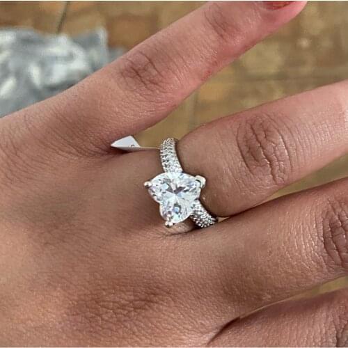ZHOUYANG Wedding Love Rings For Women Luxury Bridal Heart Jewelry Engagement Gifts For Girlfriend Finger Ring Wholesale R540