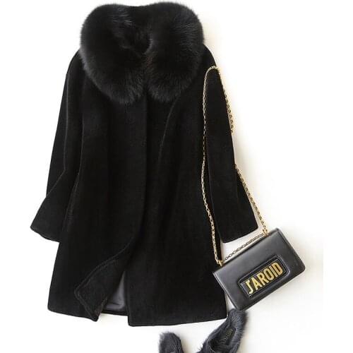 Natural 2020 Sheep Shearing Fur Coat With Real Fox Fur Collar Winter Jacket Women Medium Length Warm Overcoat 17168