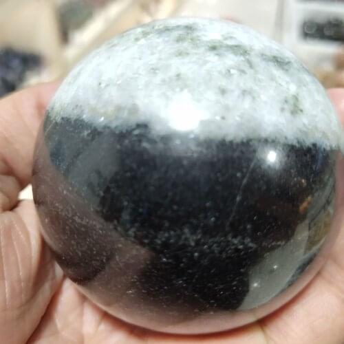 Natural Tai Chi stone Crystal Ball Spheres Orlets Crystal Black And White Ball Minerals Polished Home Decoration Gift