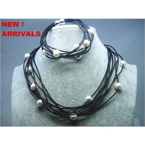 Socharming Women's Leather Chokers