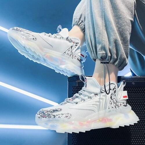 2021 New Summer Casual Sports Shoes Fashion Mens Classic Breathable Mesh Popular Popcorn Sole Comfortable White Shoes Mens