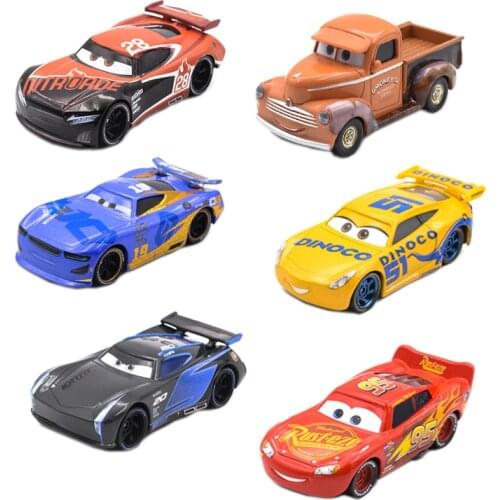 1:55 Disney Pixar Cars 3 Storm Jackson Lighting McQueen Daniel Swervez Cruz Ramirez Smokey TIM Treadless Metal Car Toys Boy Gift