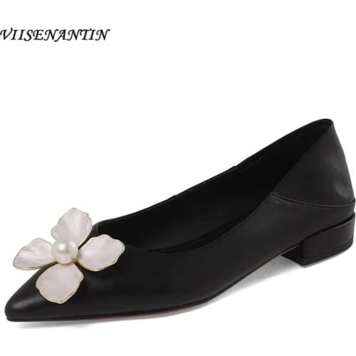 2021 new pearl flower pointed flat shoes