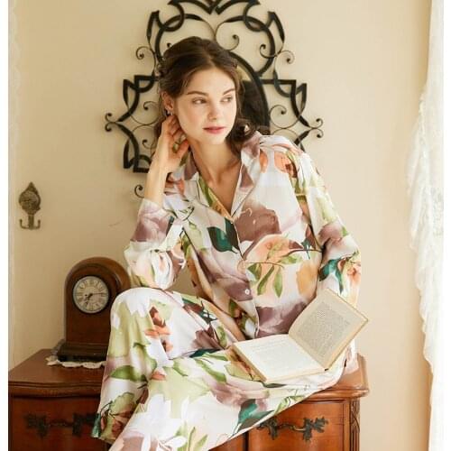 Autumn New Thin Women Pajamas Sexy Two-piece Printed Loose Casual Home Clothes Viscose Long Sleeve Trousers Lapel Two Piece Set
