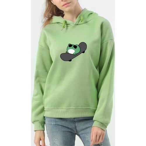 Womens Cute Frog Skateboard Printed Hoodie Pullover Sweatshirt Oversized Teen Girls Clothing Winter Long Sleeve Green Top