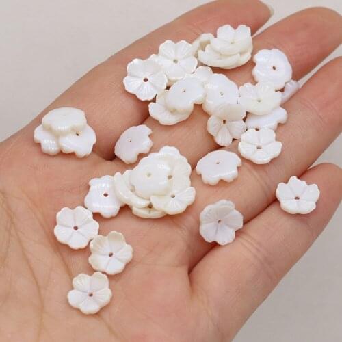 10pcs New Fashion Natural Freshwater Flower Shape White Shell Beads for Charm Necklace Bracelet Jewelry Making Size 10x10mm