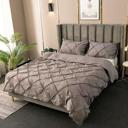 Luxury Comforter Bedding Sets Pinch Pleat Queen King Duvet Cover Sets White Black Quilt Cover Sets Home Hotel Use Bedclothes