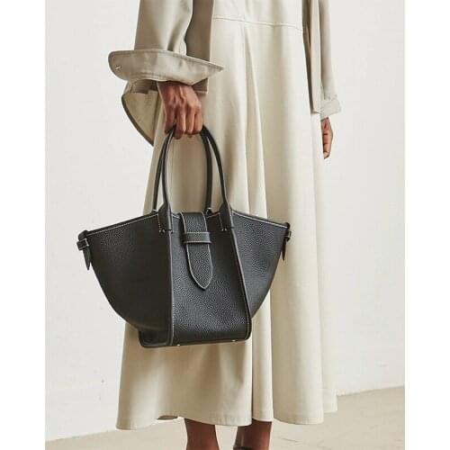 Japan Vasic Advanced Sense Big Totes Genuine Leather Women Shoulder Bag Port Swing Minimalist style Cowhide Bags